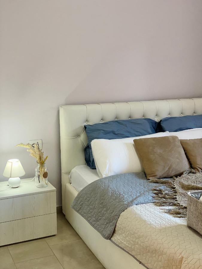 Ultra Apartments 'New Baazar 2' Tirana Exterior foto